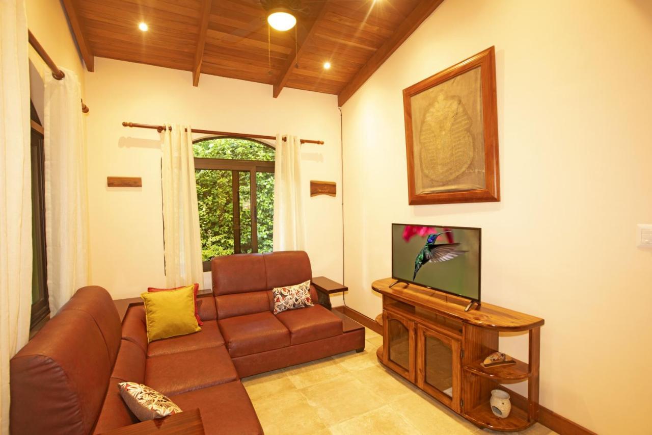 "Hana'S Celeste Retreat" Large Modern Villa Sleeps 6 On 20 Acres Of Nature! Bijagua Exterior foto